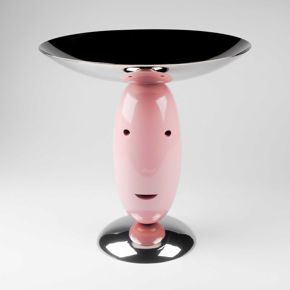 A smiling pink centerpiece by Alessandro Mendini at PHX Gallery in Chicago.